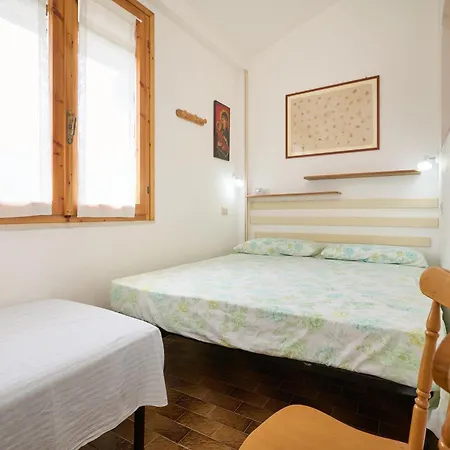 Nice Holiday Home Apartment Castagneto Carducci
